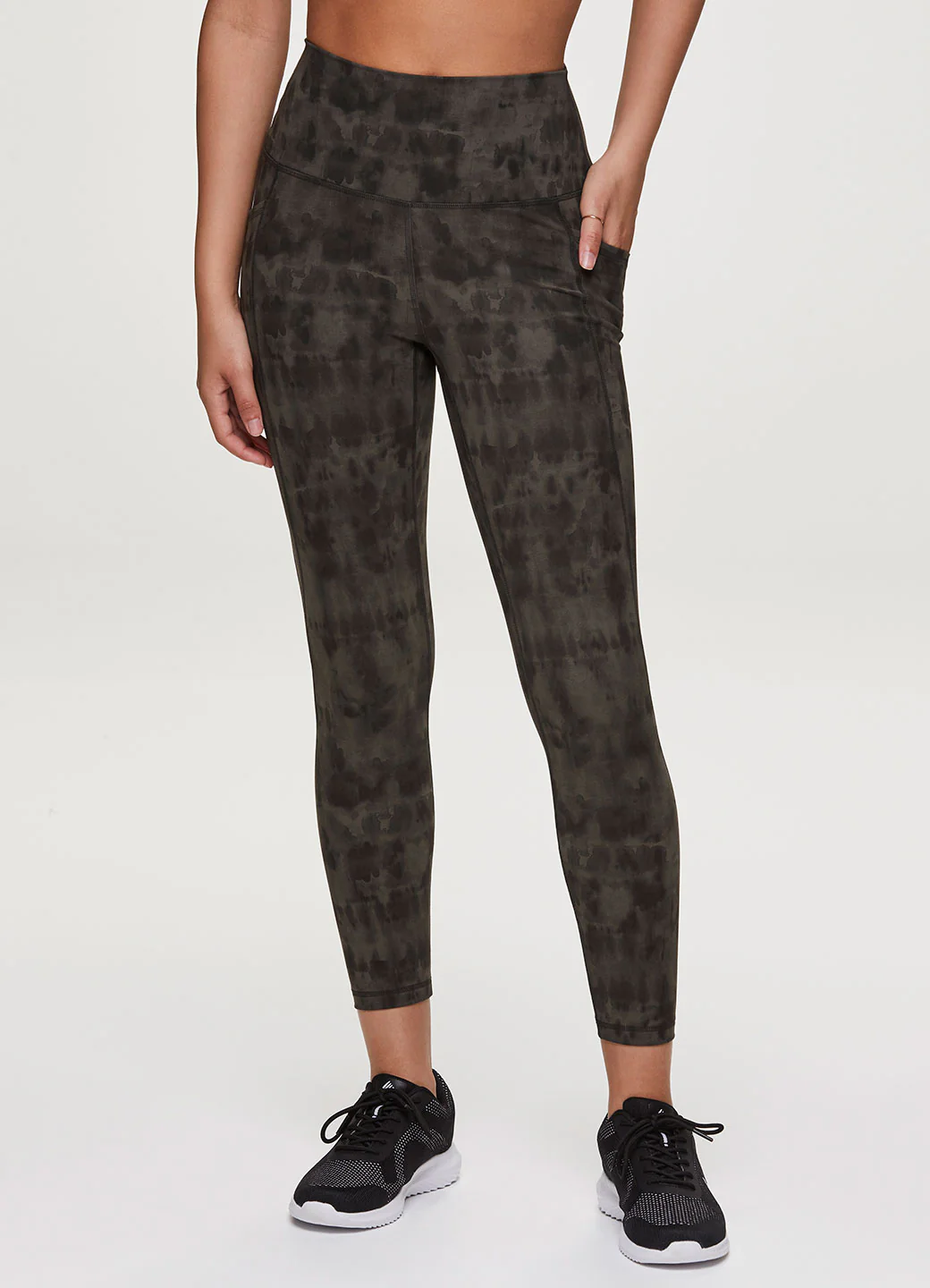 Abstract Tie Dye Super Soft 7/8 Legging - Image 3