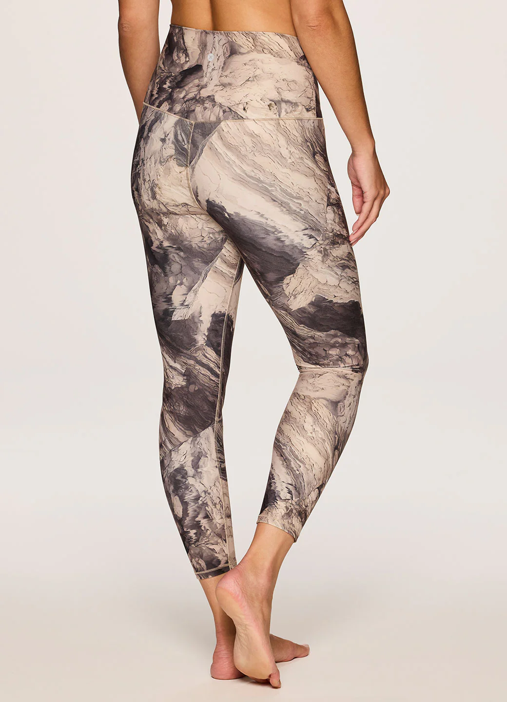 Concrete Dreams Super Soft 7/8 Legging - Image 3