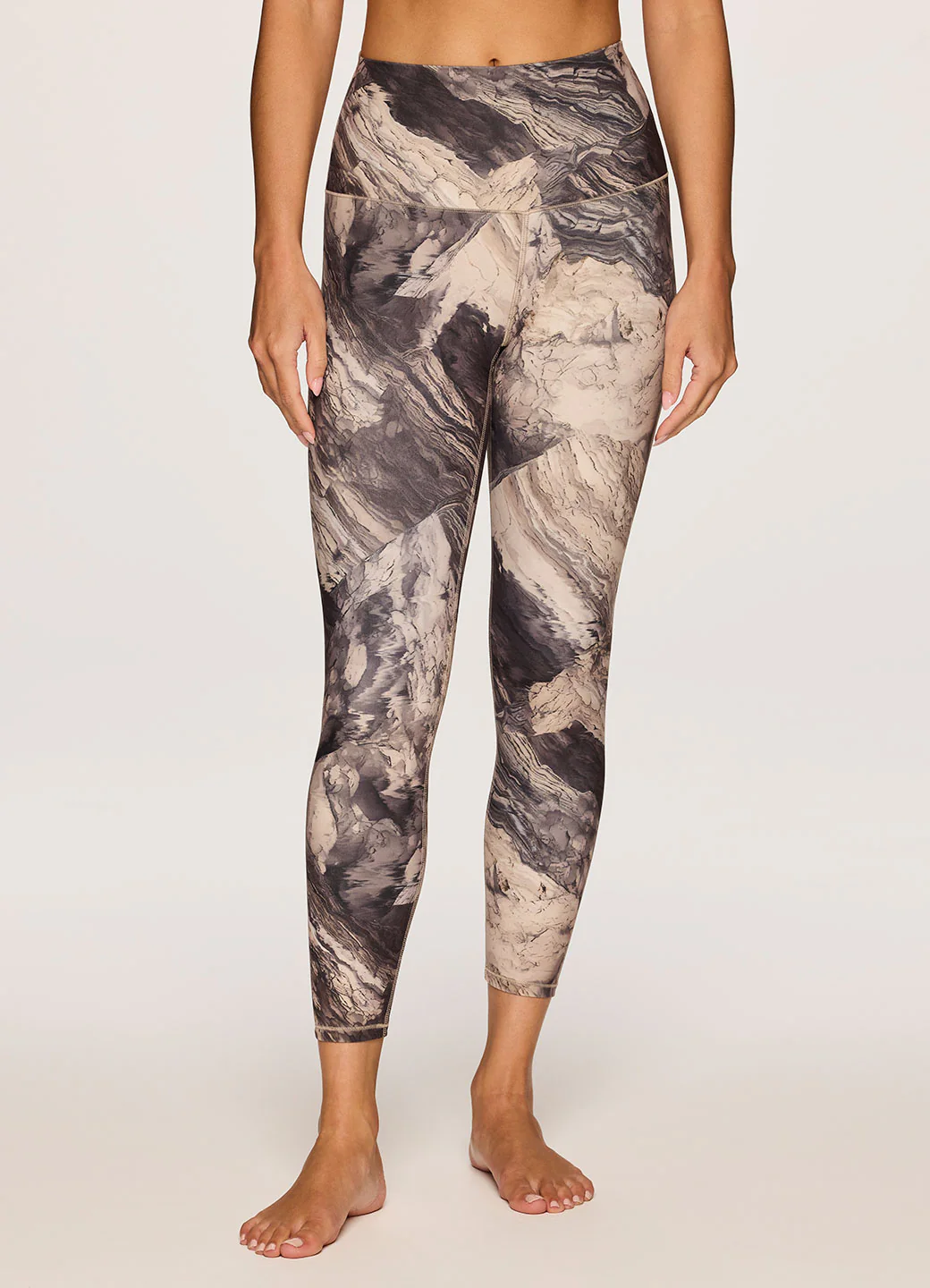 Concrete Dreams Super Soft 7/8 Legging - Image 4