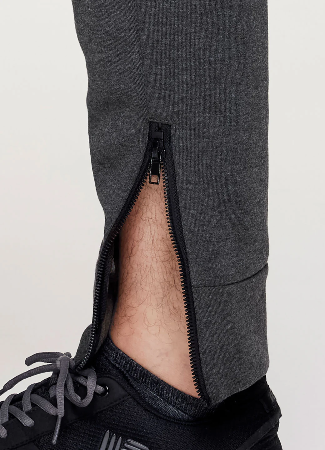 Core Performance Jogger - Image 8