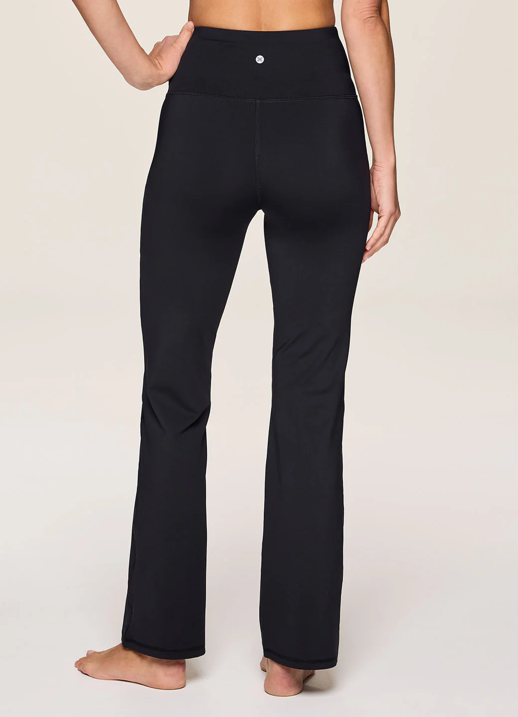 Crossover Ultra Hold Flare Legging - Image 4