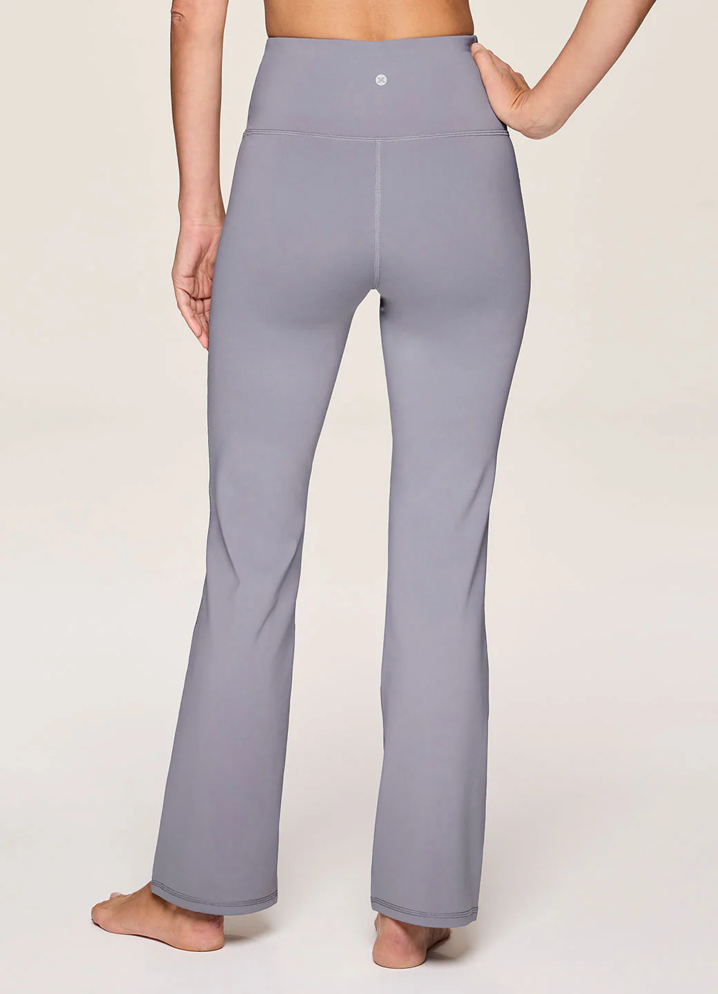 Crossover Ultra Hold Flare Legging - Image 8