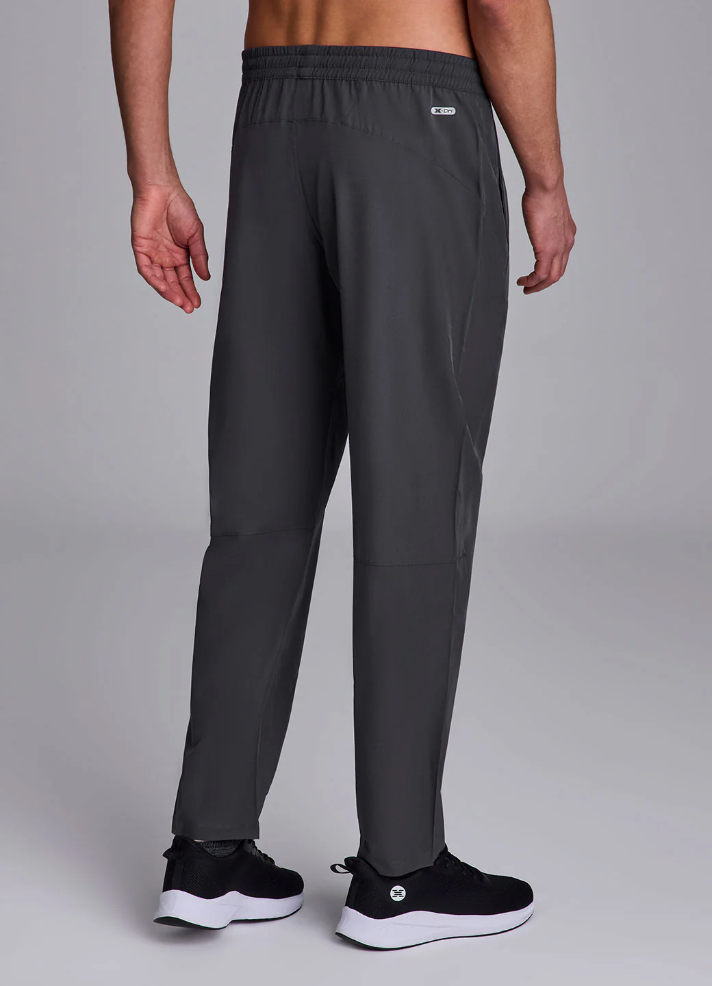 Everyday Casual Tech Pant - Image 9