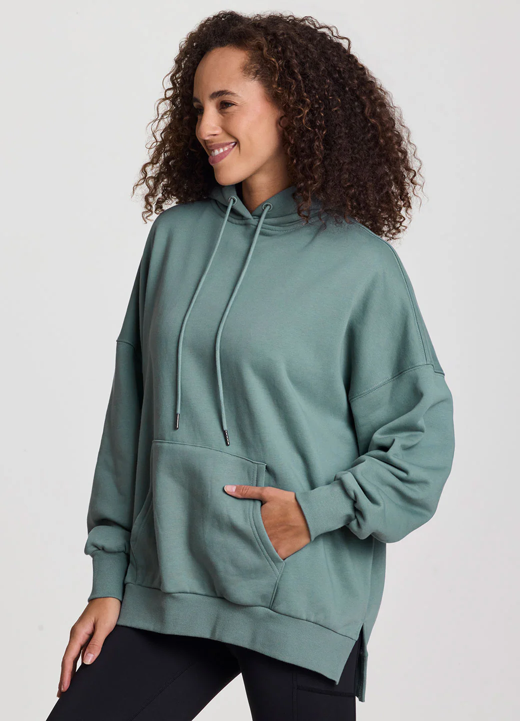 Everyday Go-To Oversized Fleece Hoodie - Image 9