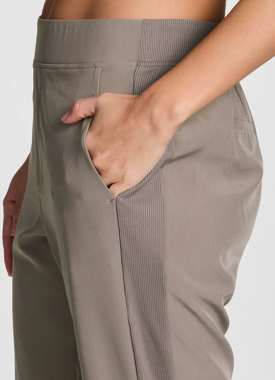 Everyday Ribbed Ankle Pant - Image 28