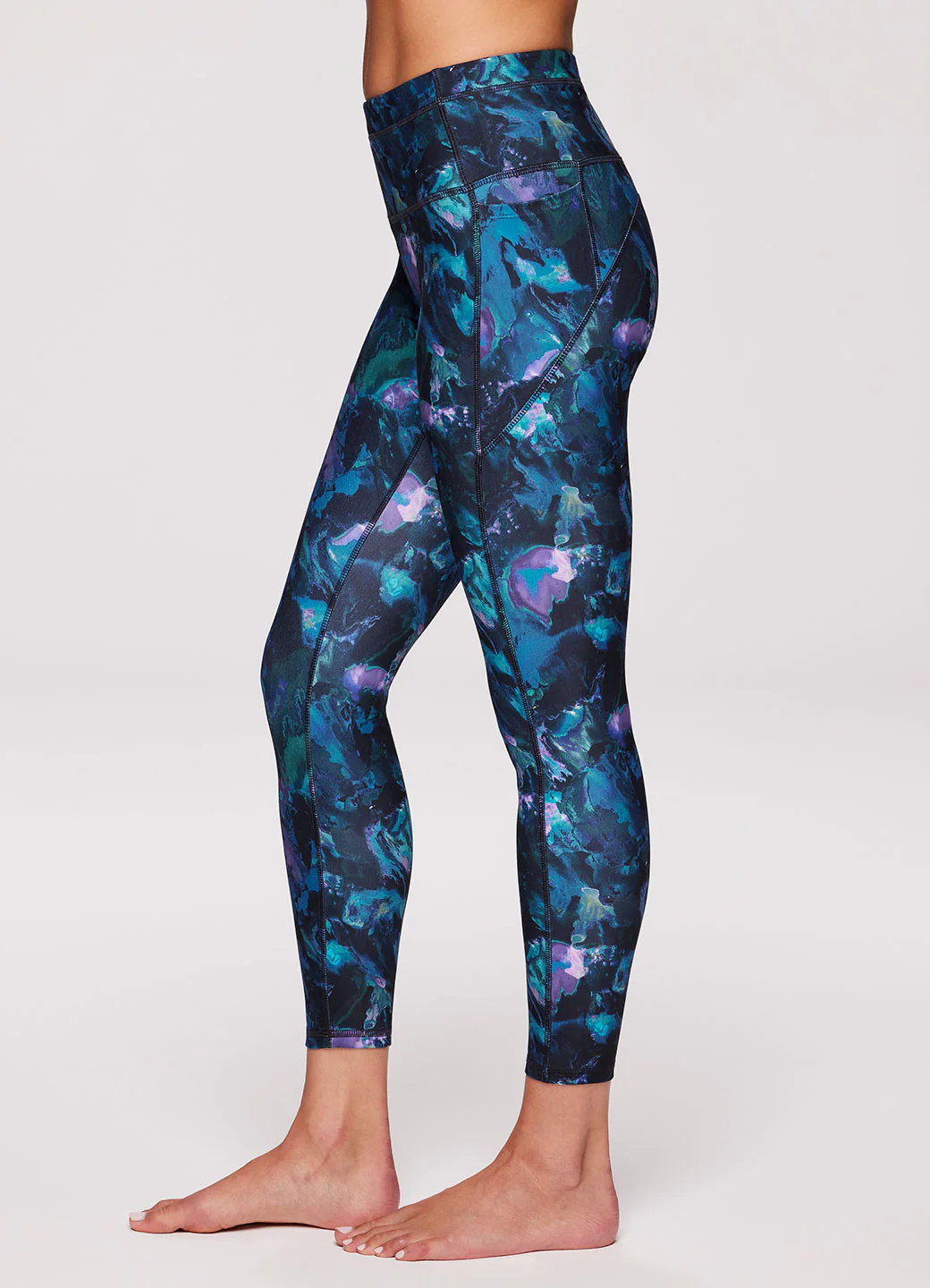 Fluid Floral Super Soft 7/8 Legging - Image 4