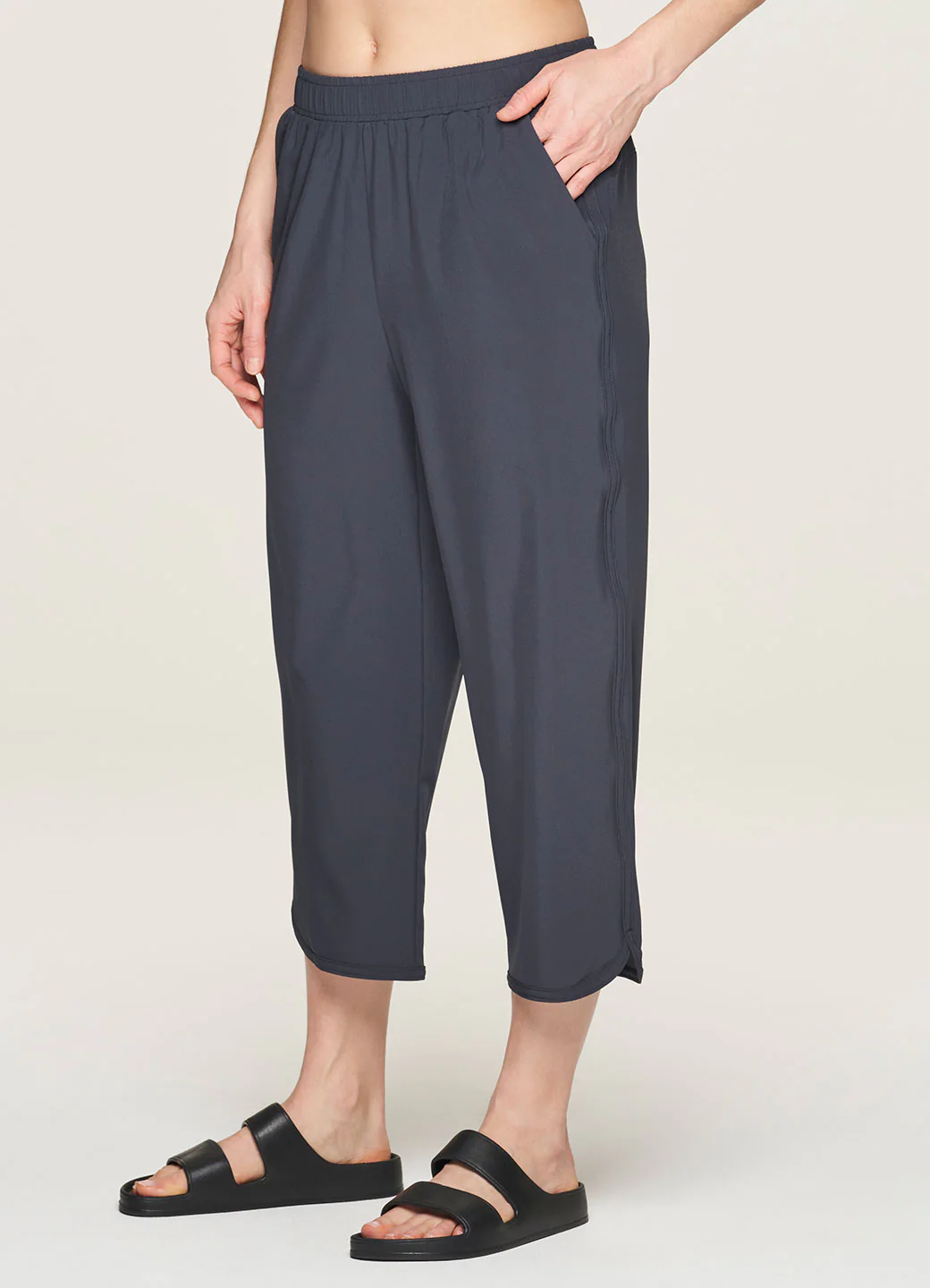 Gabby Weekend Wide Leg Capri - Image 15