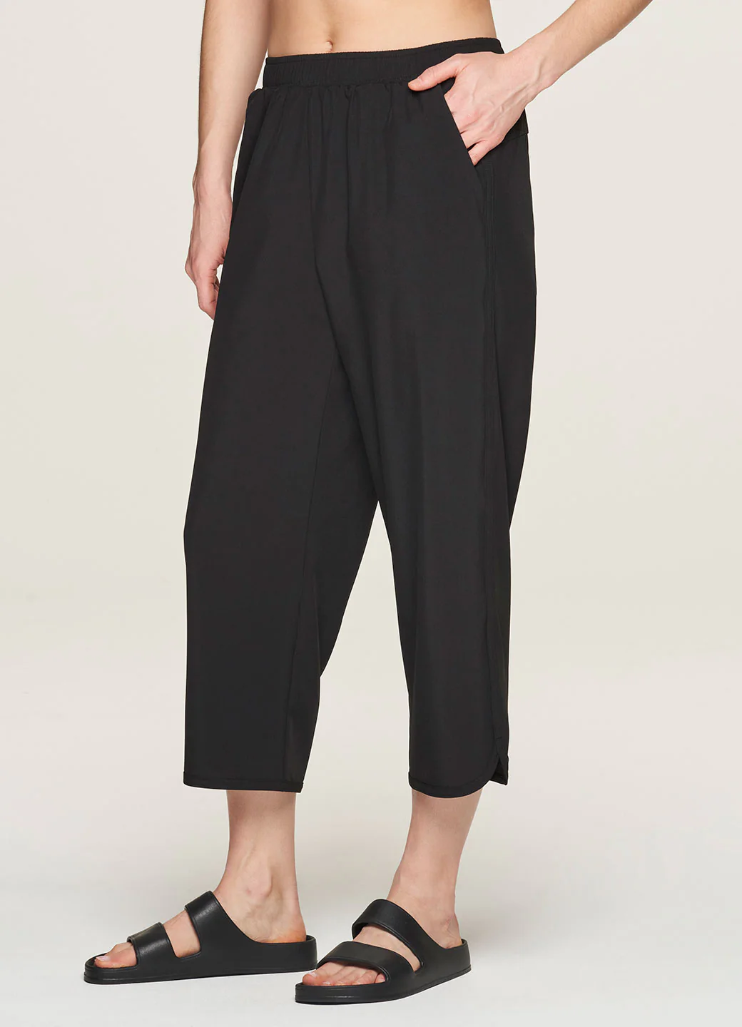 Gabby Weekend Wide Leg Capri - Image 19