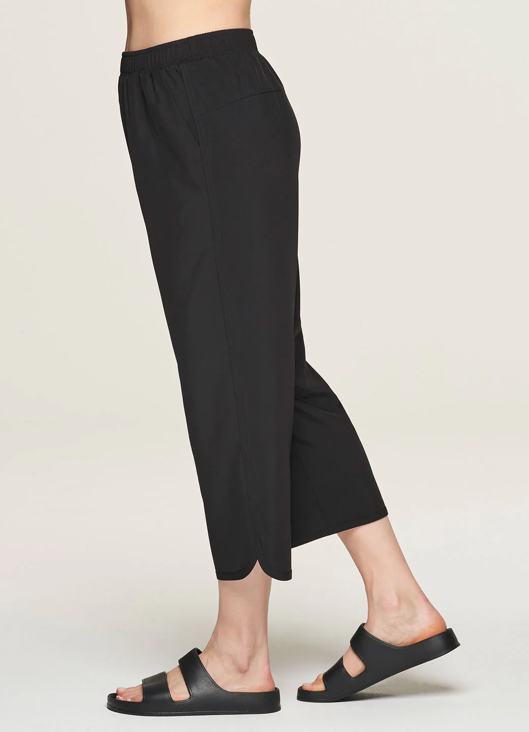 Gabby Weekend Wide Leg Capri - Image 22