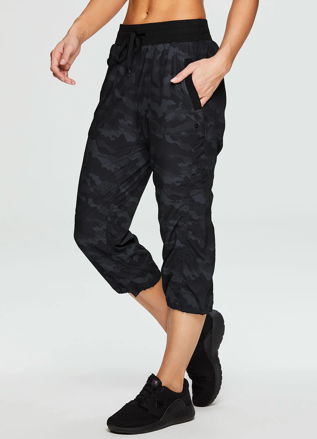 Lumen Lightweight Camo Capri Pant - Image 3