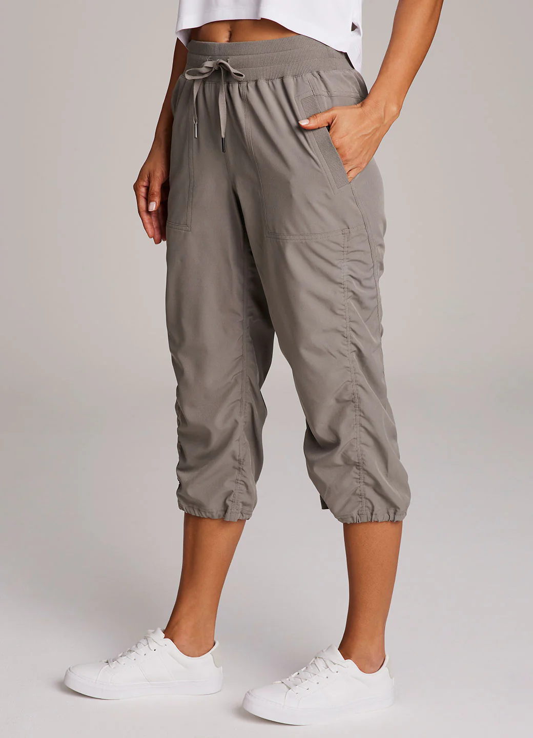 Lumen Lightweight Capri Pant - Image 13