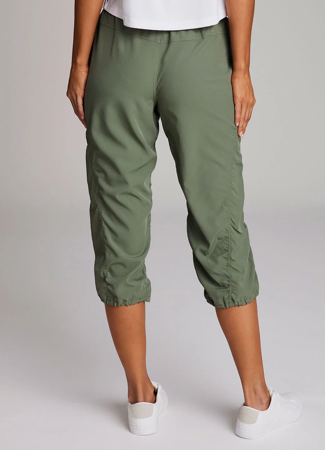 Lumen Lightweight Capri Pant - Image 72
