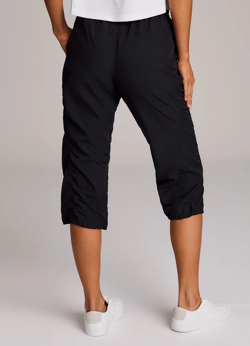 Lumen Lightweight Capri Pant - Image 77