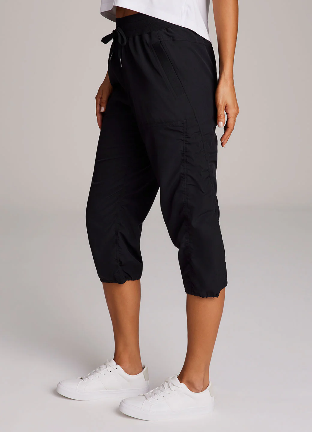 Lumen Lightweight Capri Pant - Image 78