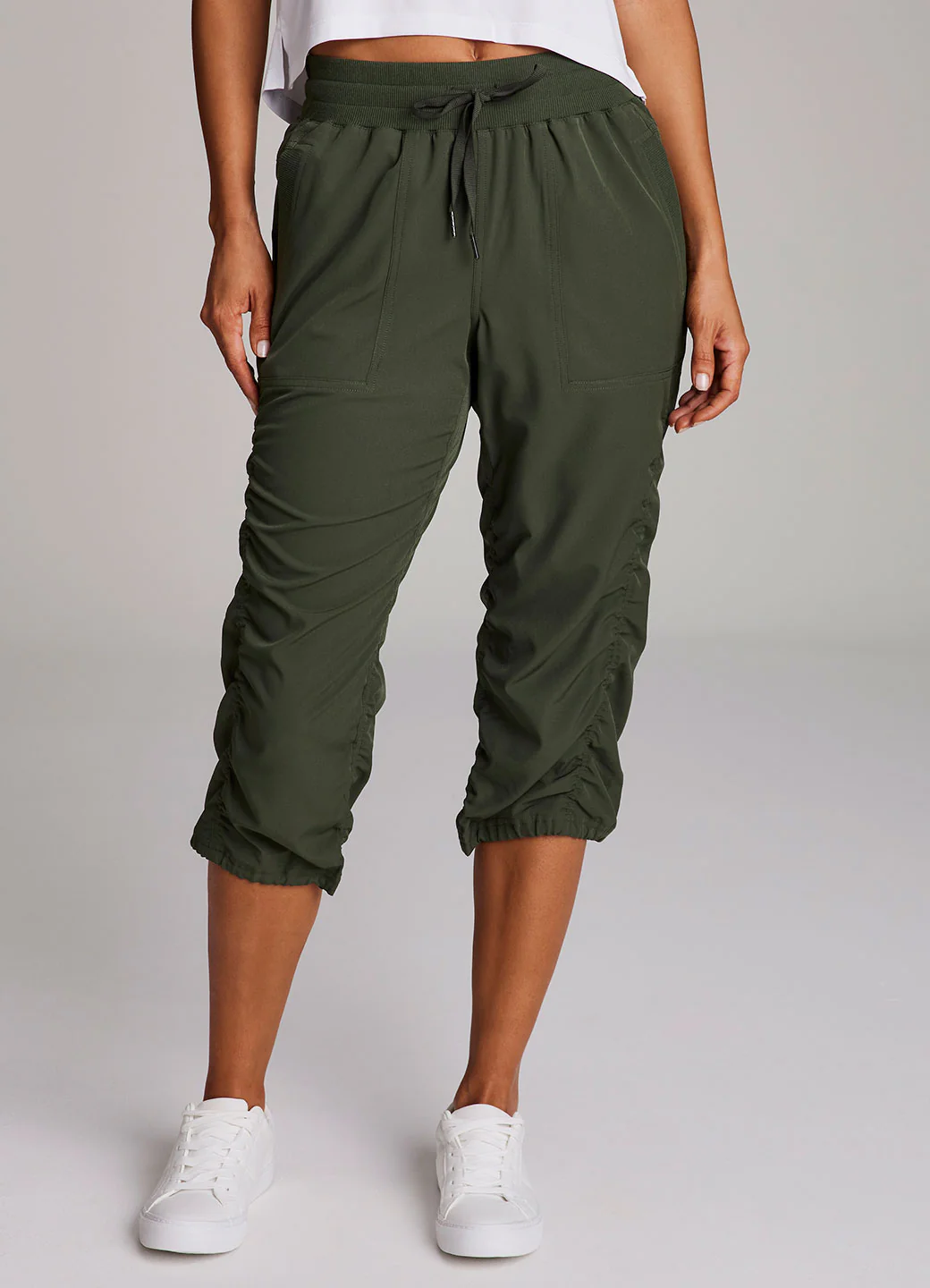 Lumen Lightweight Capri Pant - Image 9