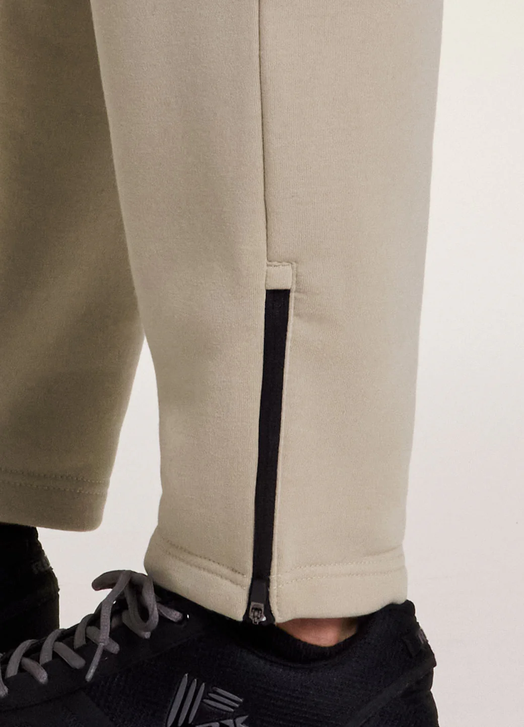 Perfect Stride Fleece Running Pant - Image 6