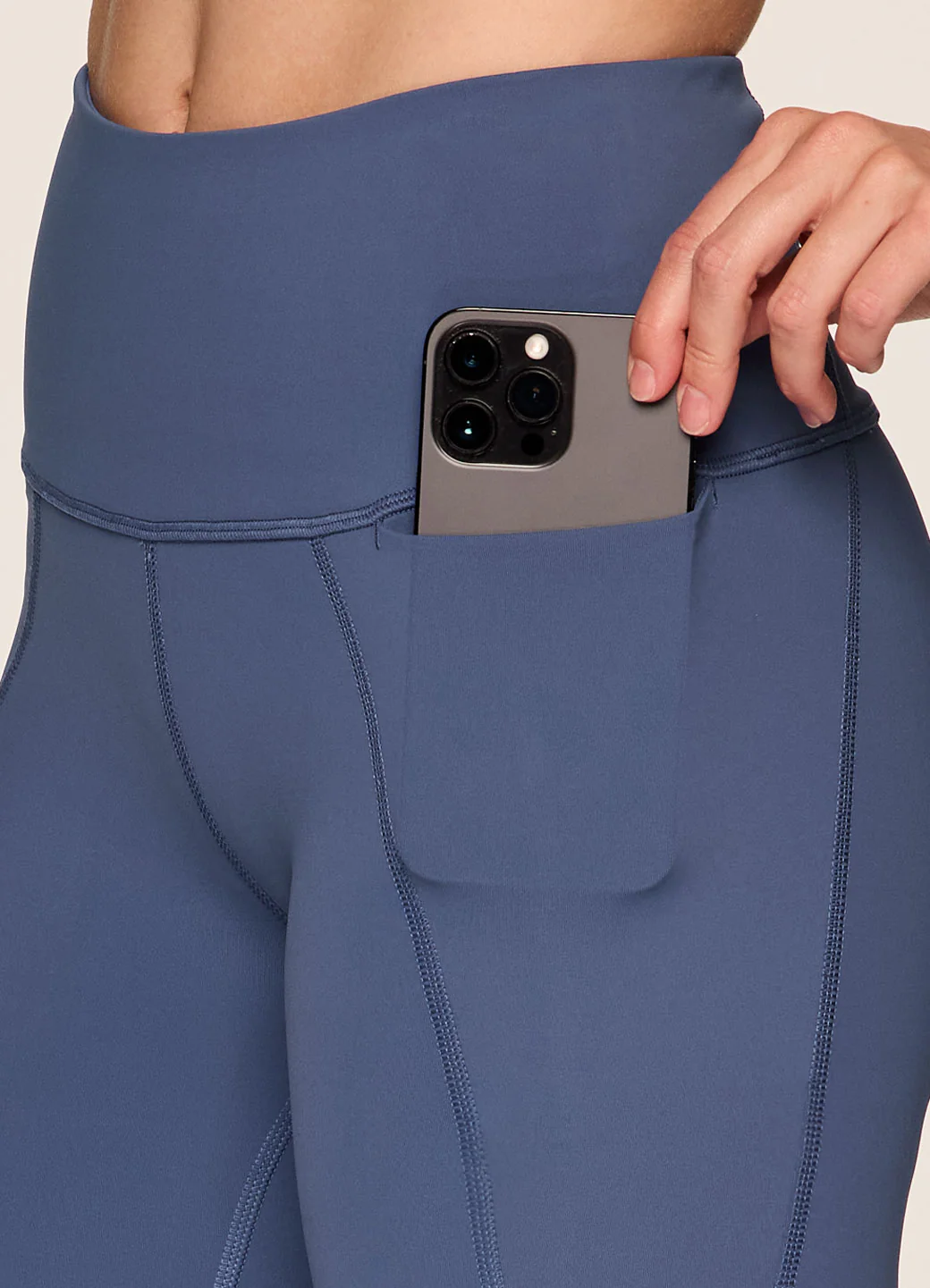 Play Hard Tech Flex 7/8 Legging - Image 2