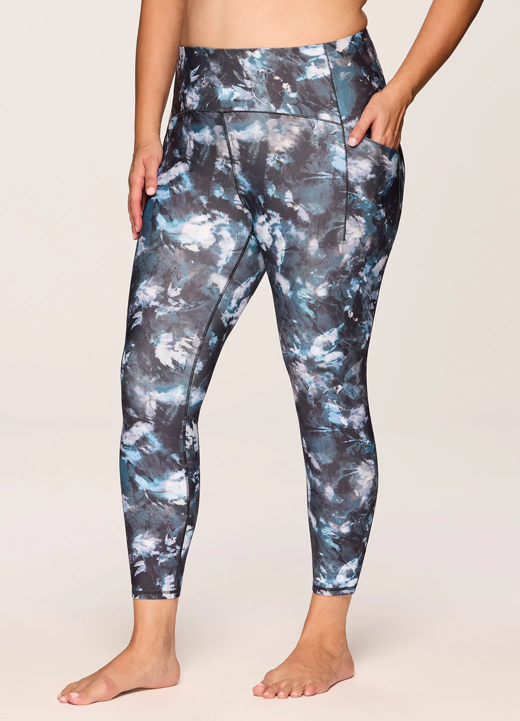 Plus Abstract Blooms Tech Flex Legging - Image 3