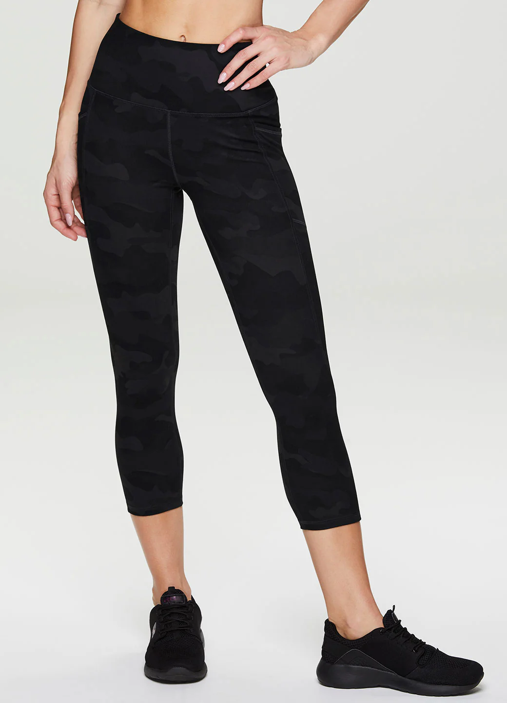 Prime Super Soft Camo Capri - Image 14