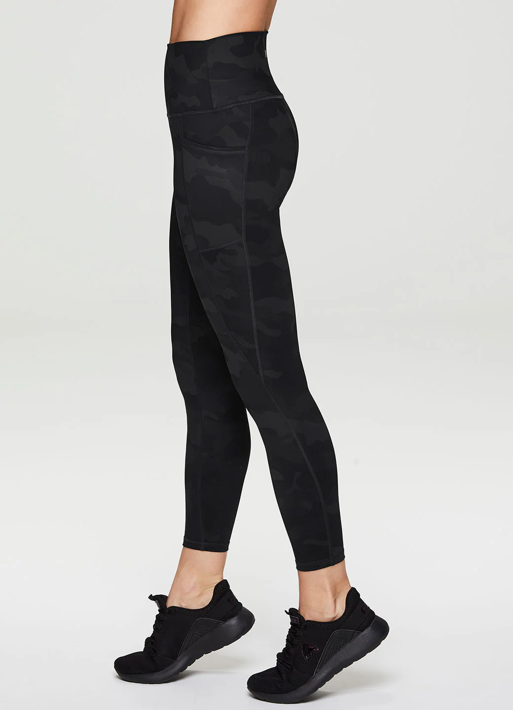 Prime Ultimate Camo 7/8 Legging - Image 10
