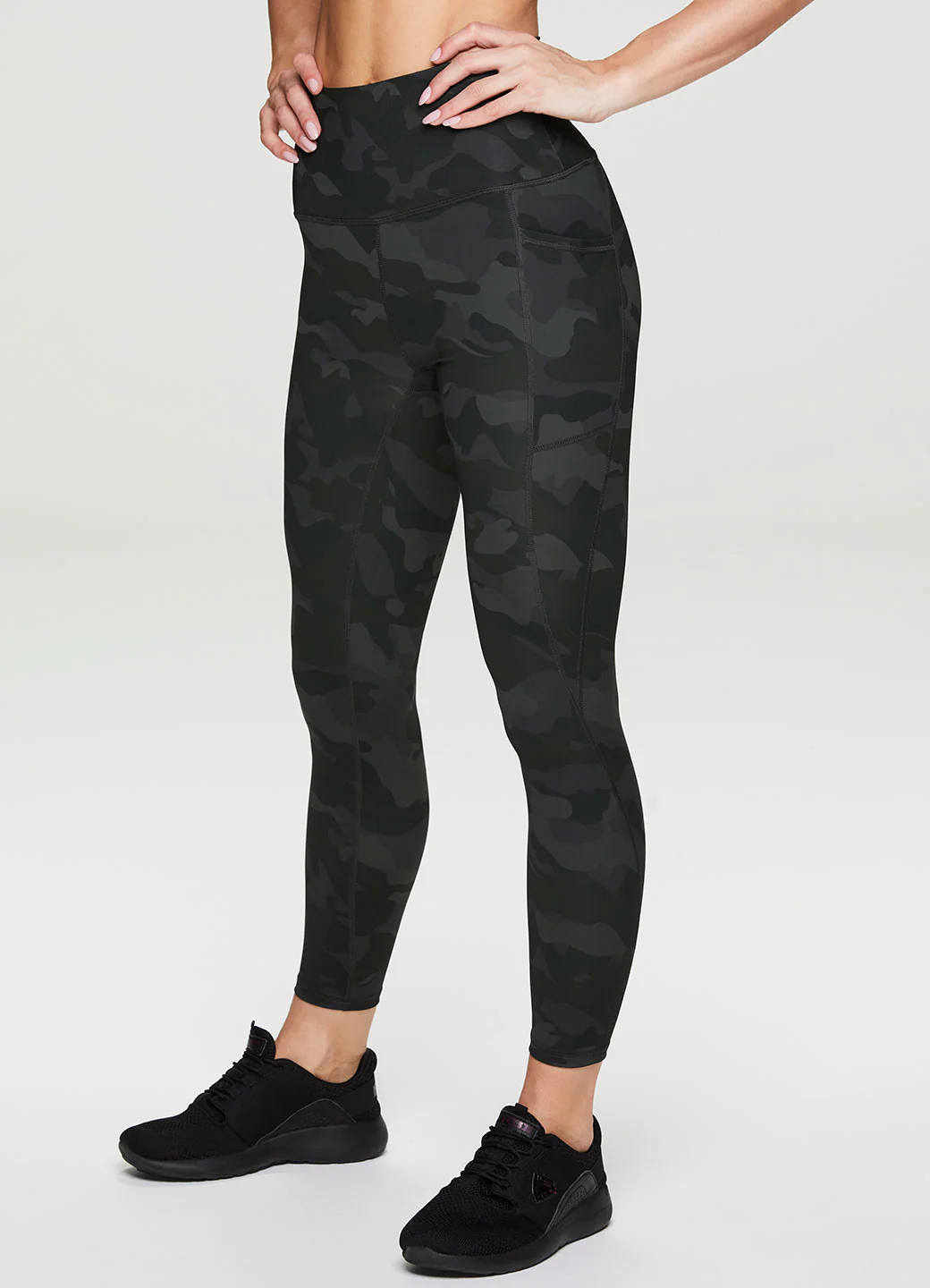 Prime Ultimate Camo 7/8 Legging - Image 4
