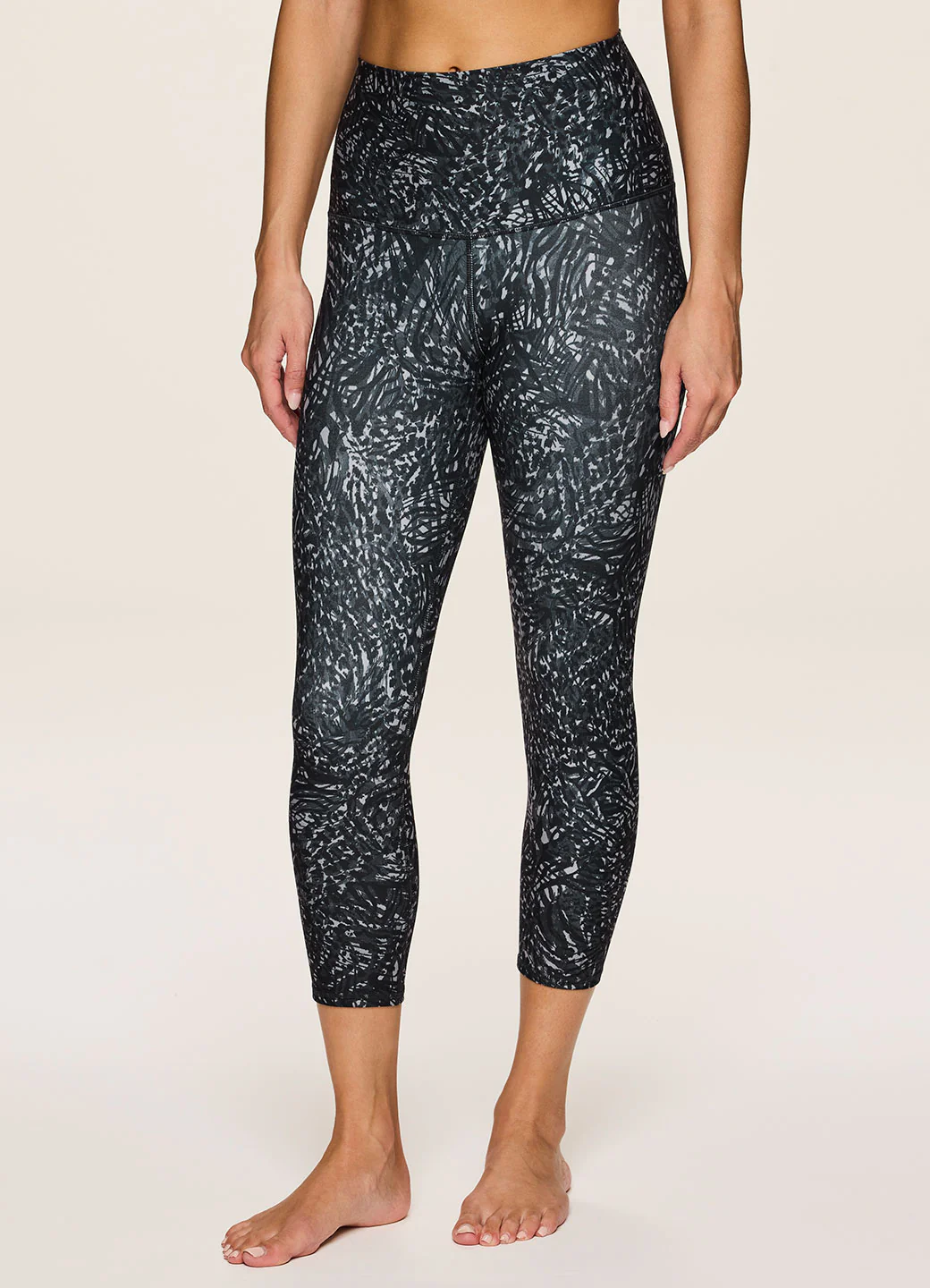 Scratch That Ultra Hold Capri - Image 3