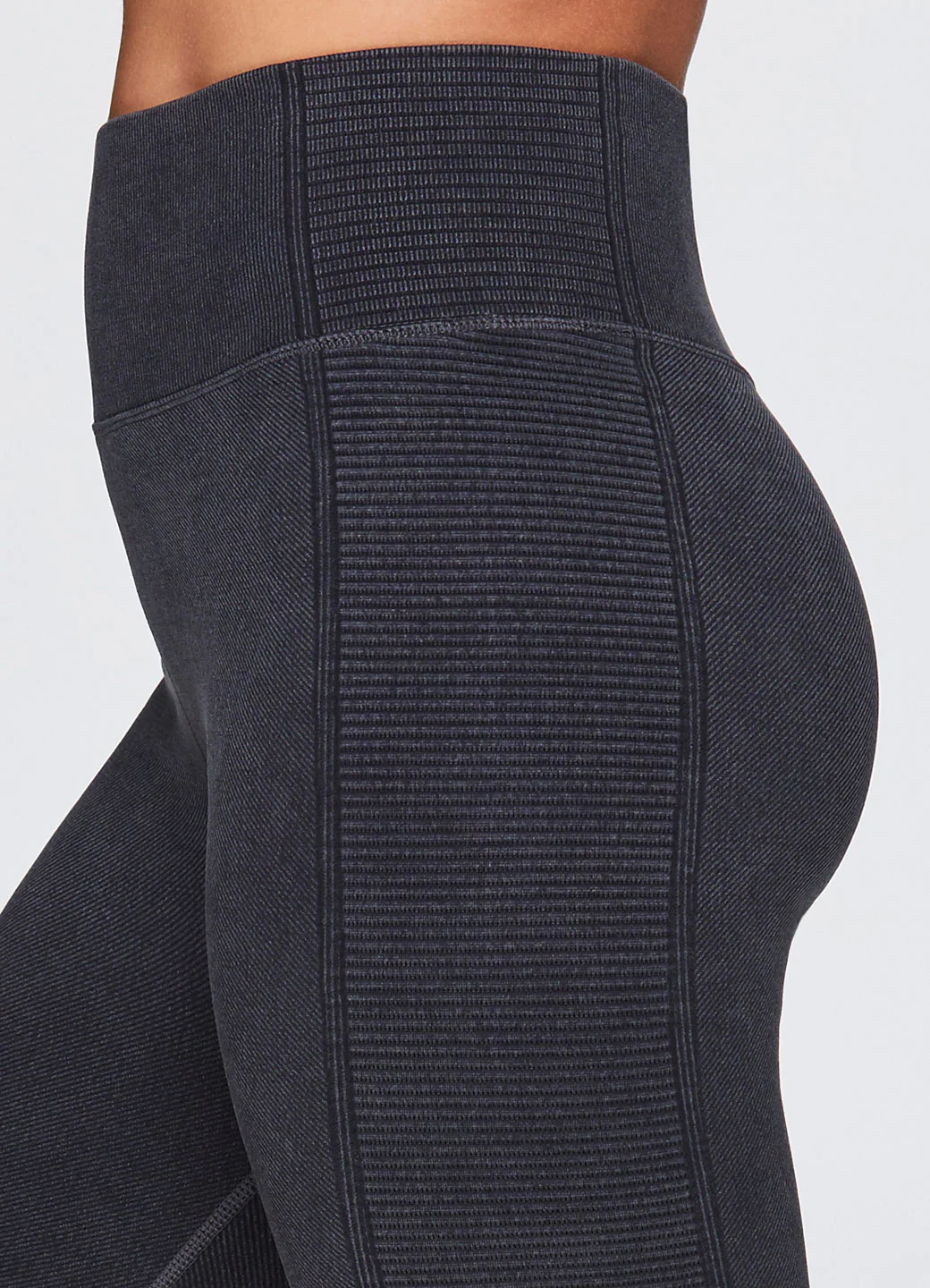 Seamless Moto 7" Biker Short - Image 17