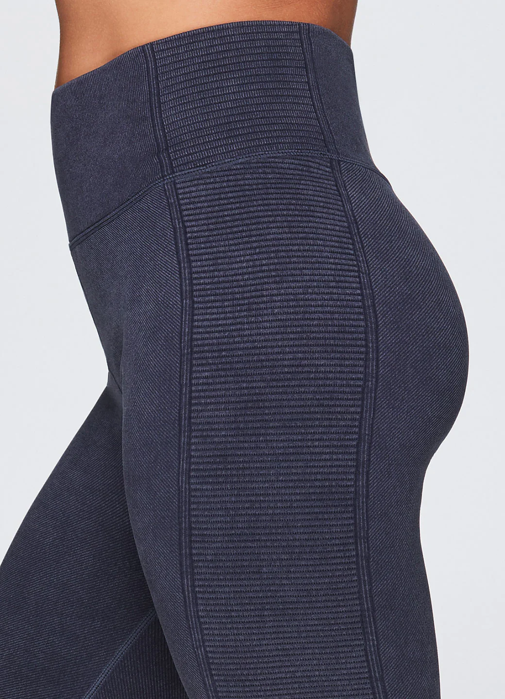 Seamless Moto 7" Biker Short - Image 7