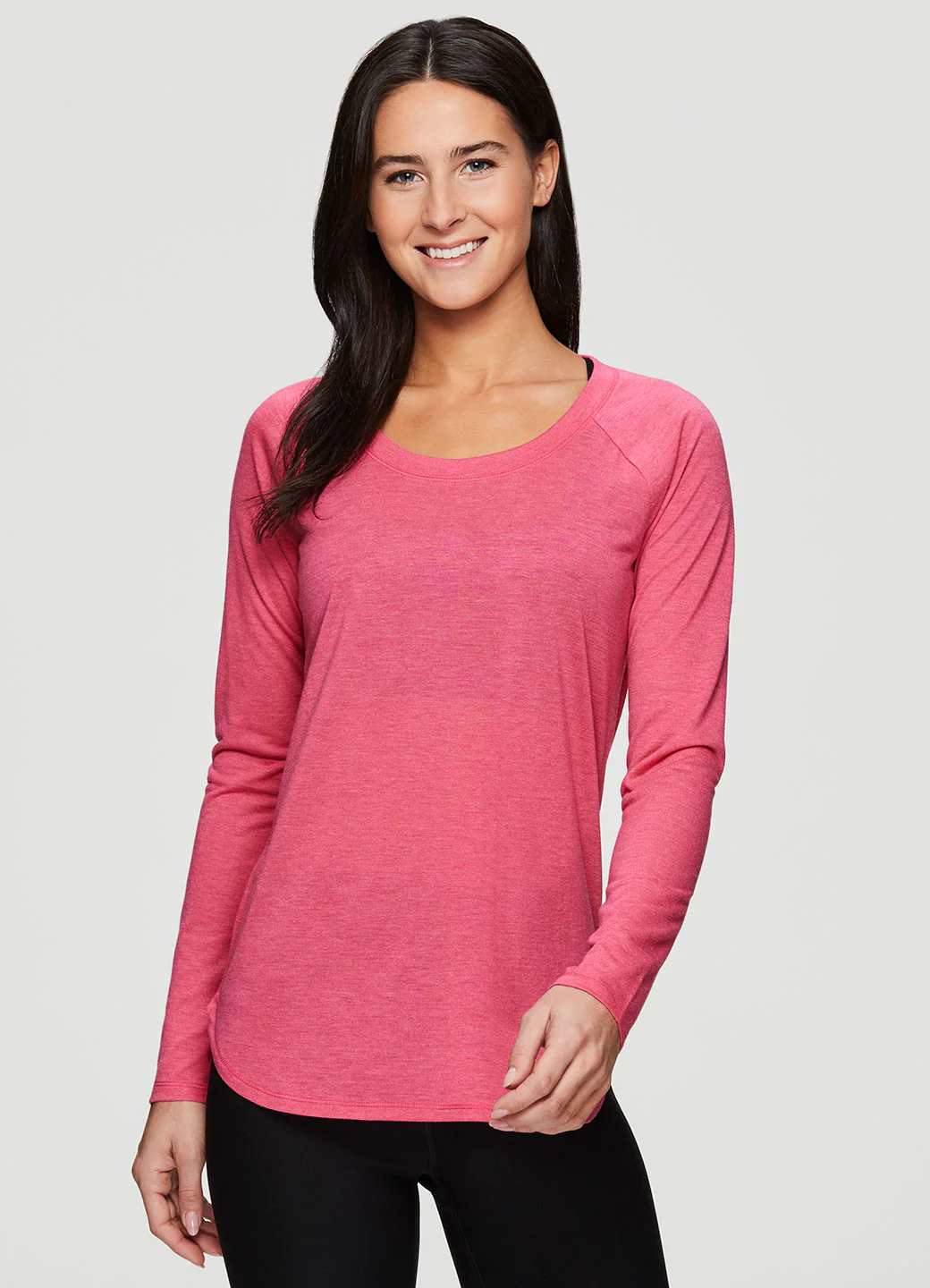 Studio Everyday Long Sleeve Tee - Image 13