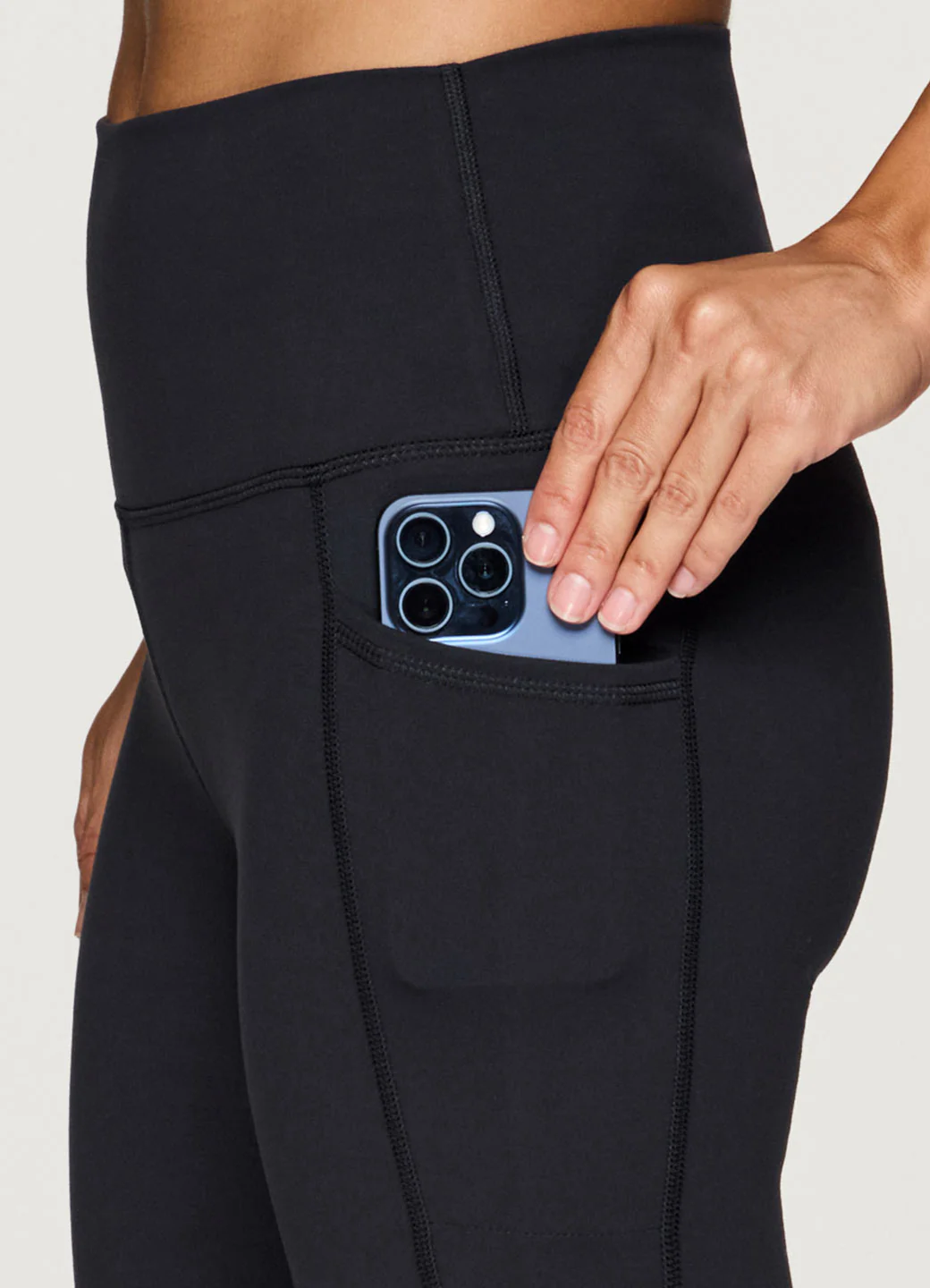 Studio Tech Flex Legging - Image 10