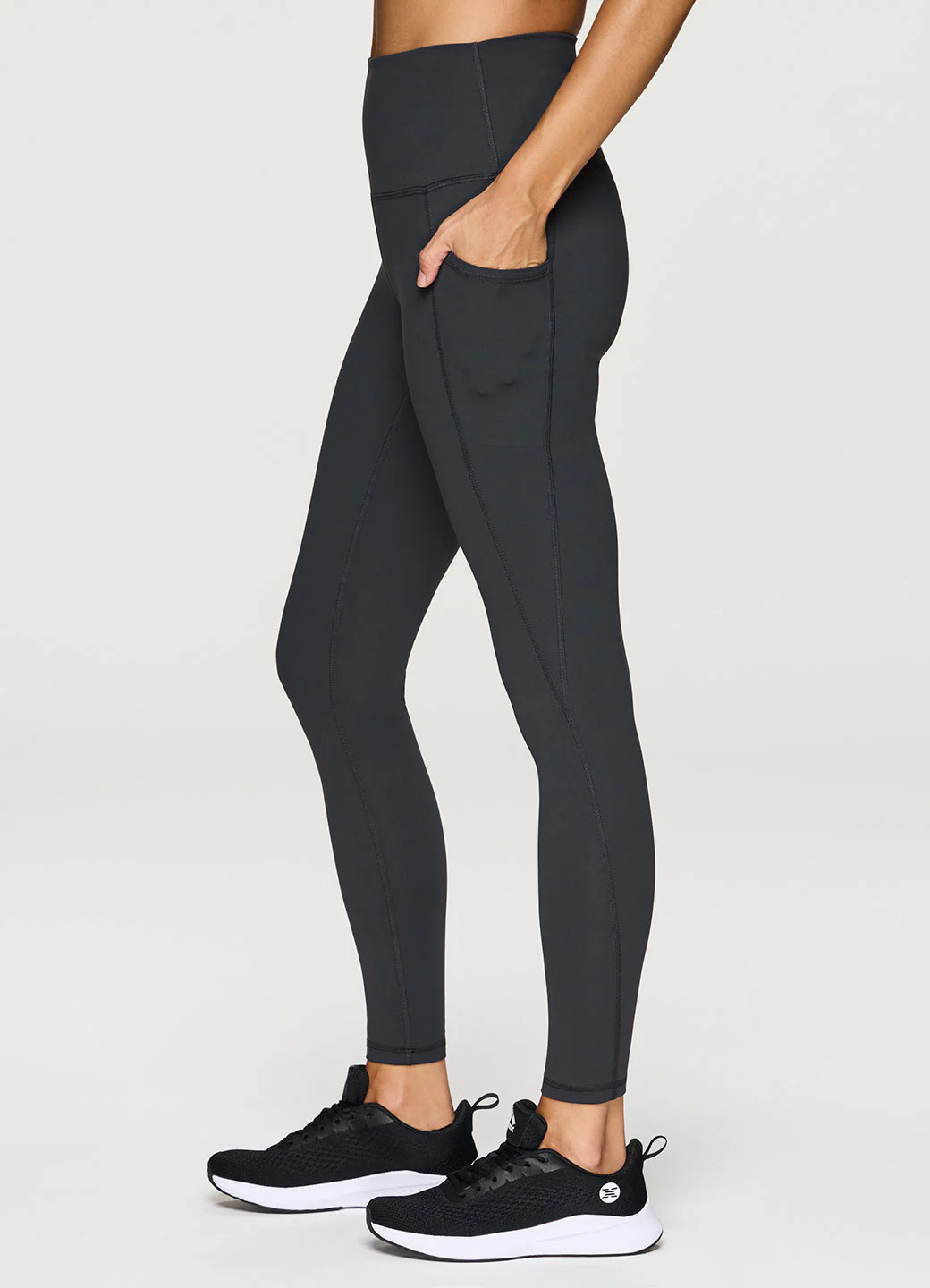 Studio Tech Flex Legging - Image 18