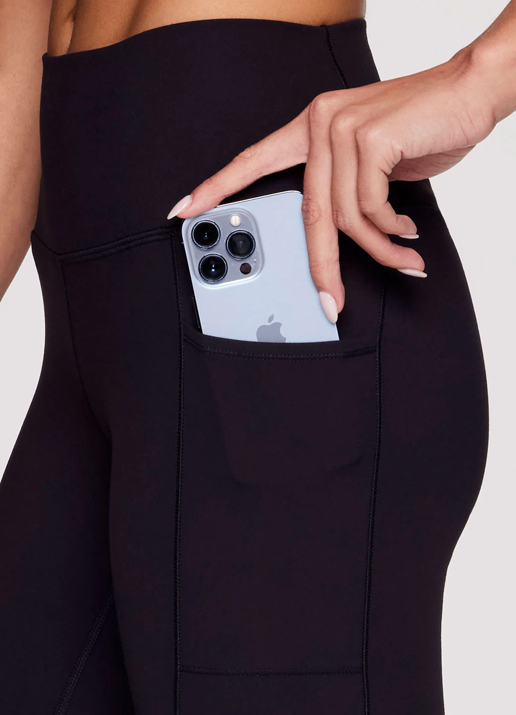 Super Soft Ultra Hold 7/8 Legging - Image 2