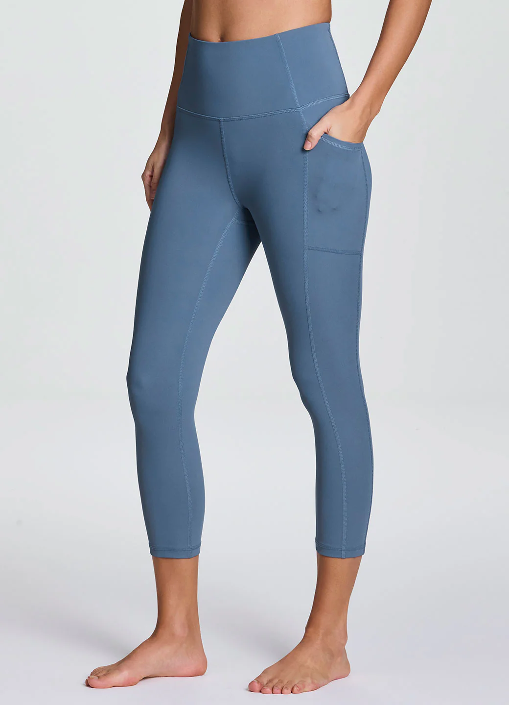 Tech Flex Ultra Hold Capri - Image 10