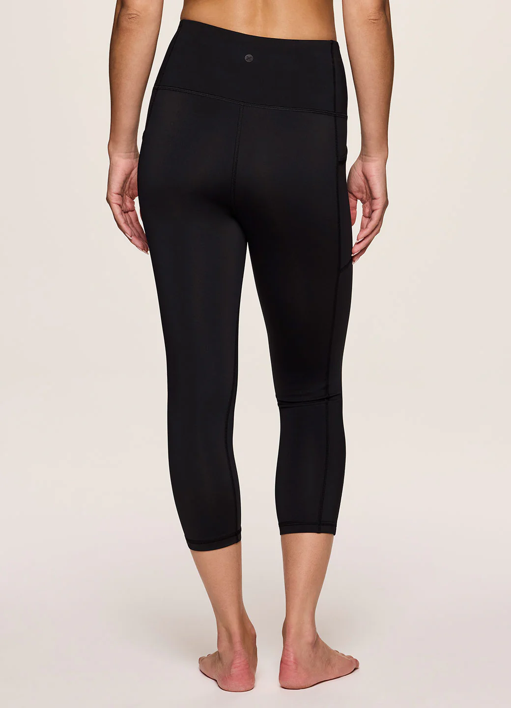 Tech Flex Ultra Hold Capri - Image 14