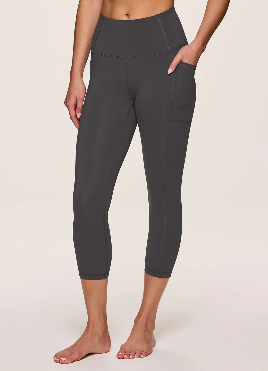 Tech Flex Ultra Hold Capri - Image 20