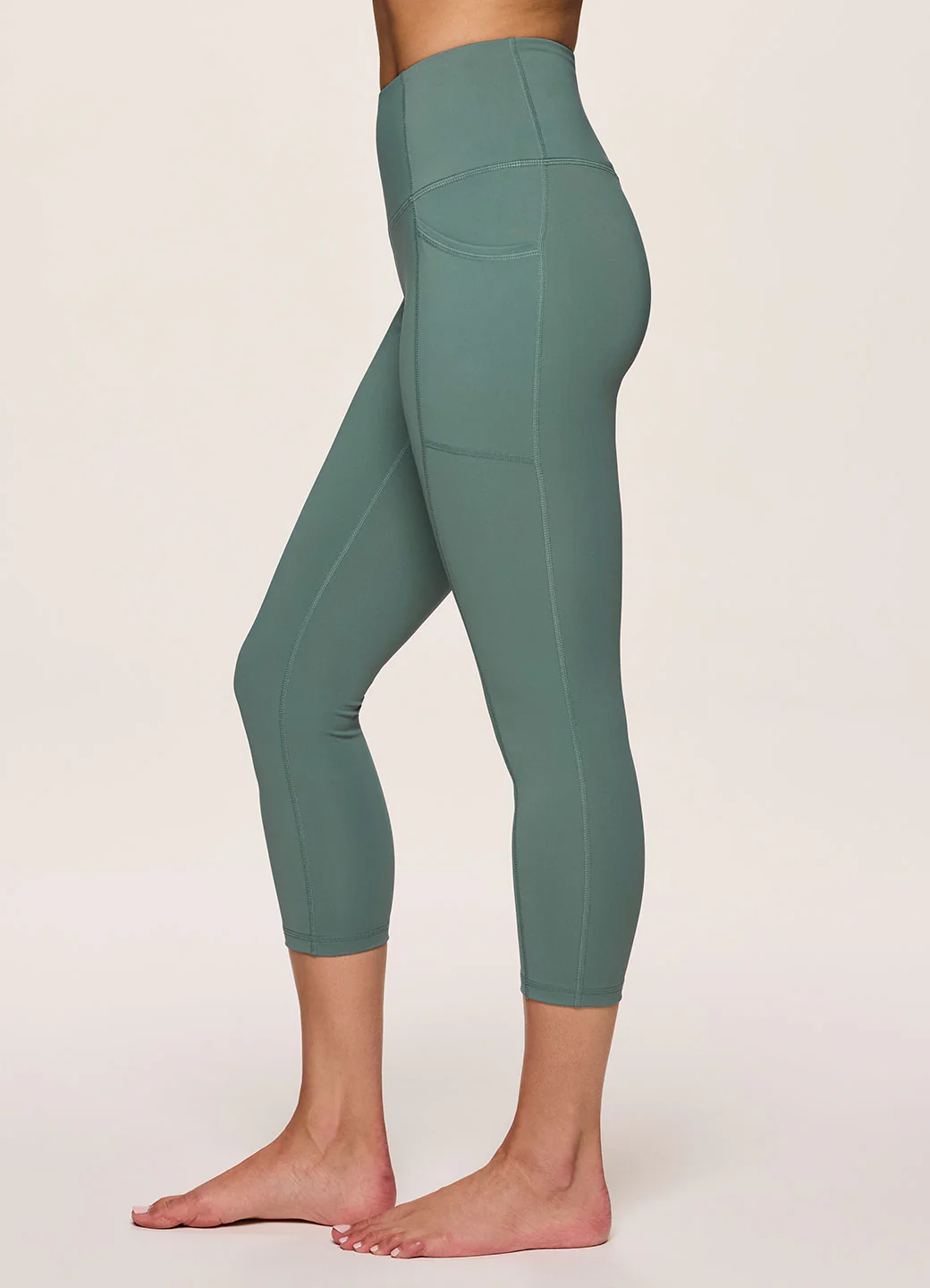 Tech Flex Ultra Hold Capri - Image 26