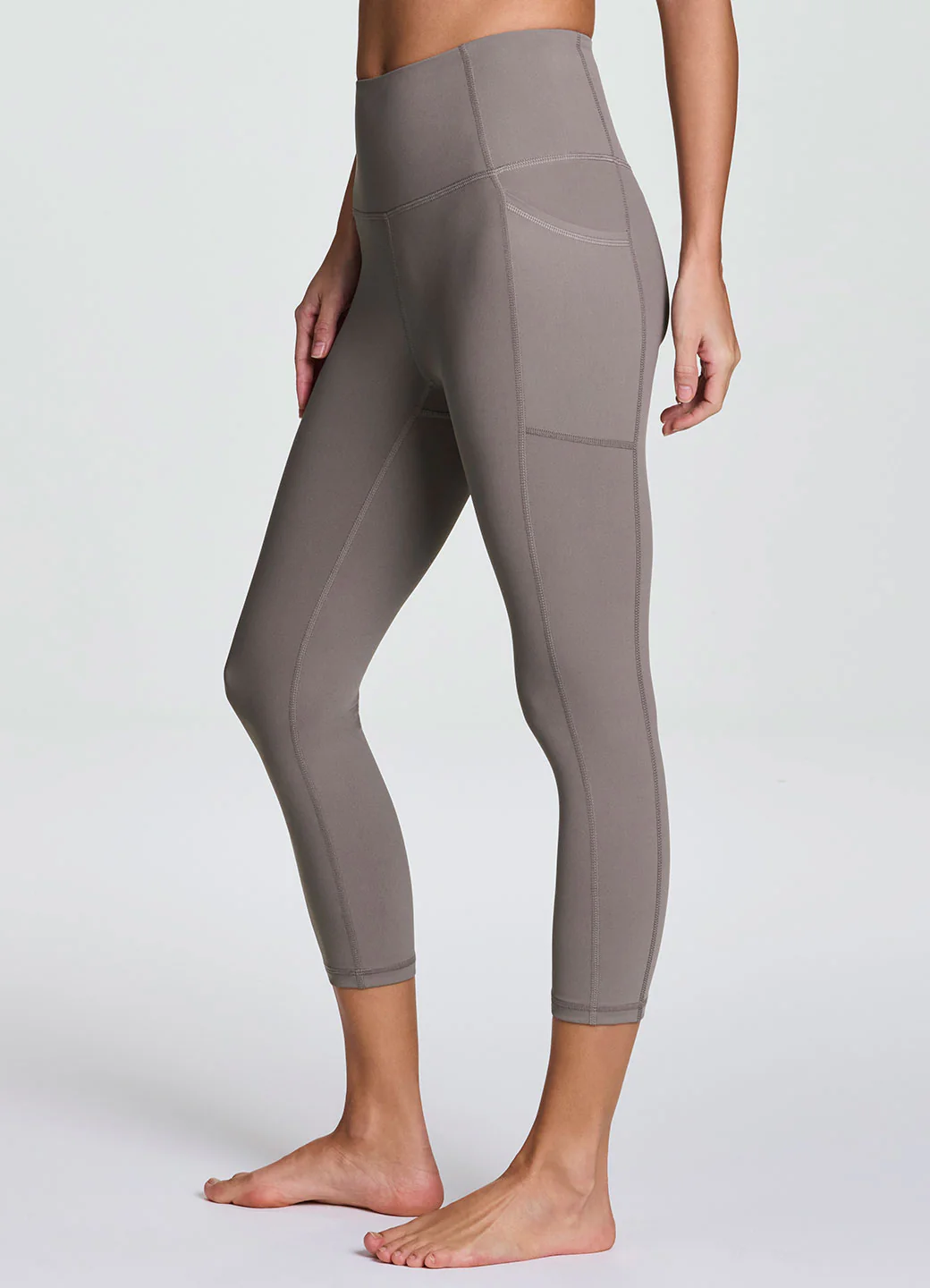 Tech Flex Ultra Hold Capri - Image 4