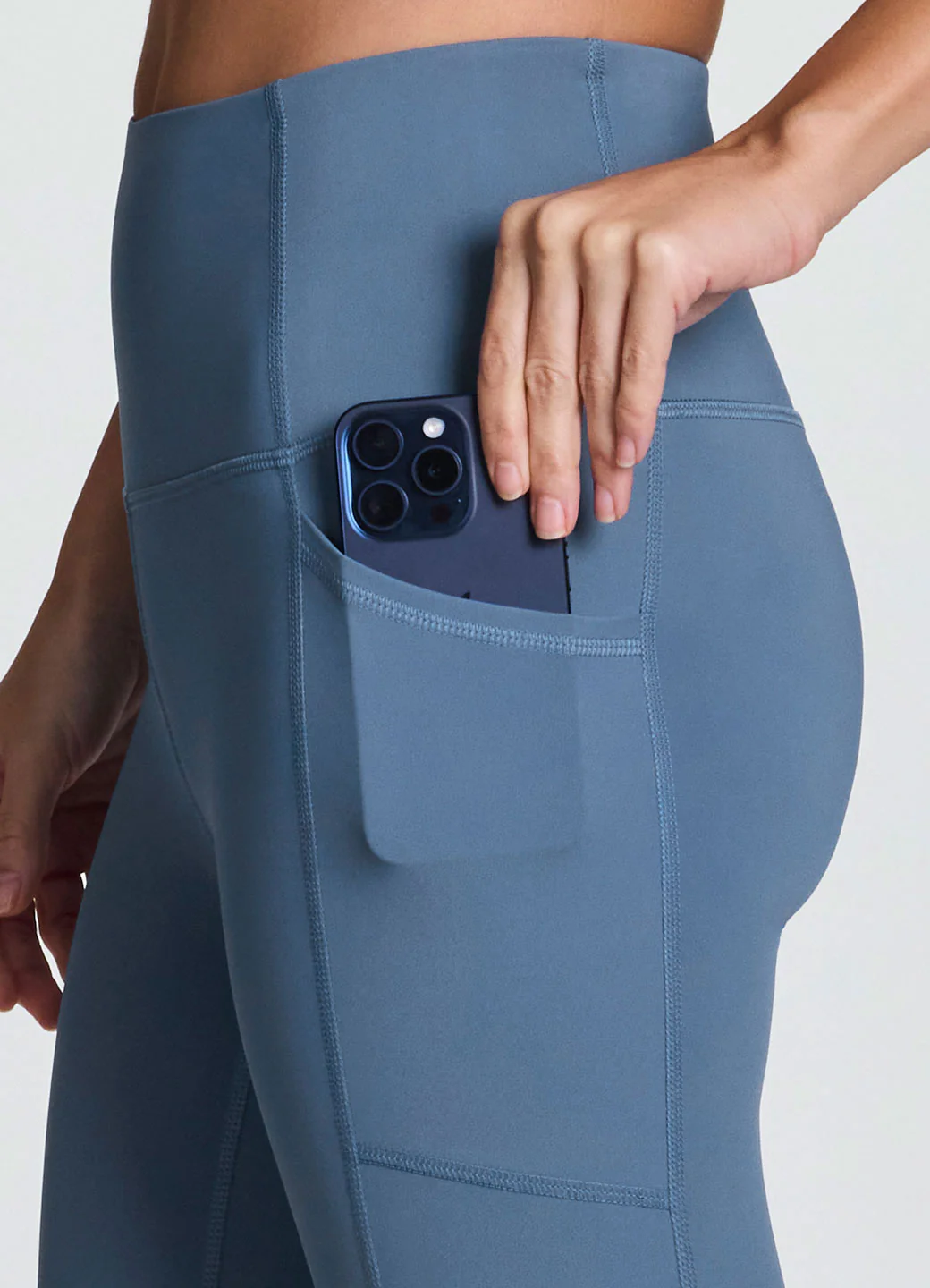 Tech Flex Ultra Hold Capri - Image 8