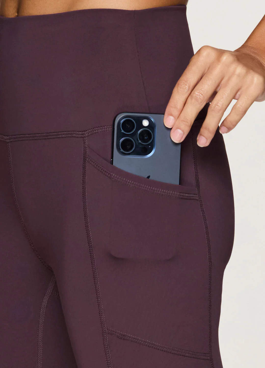 Tech Flex Ultra Hold Legging - Image 27