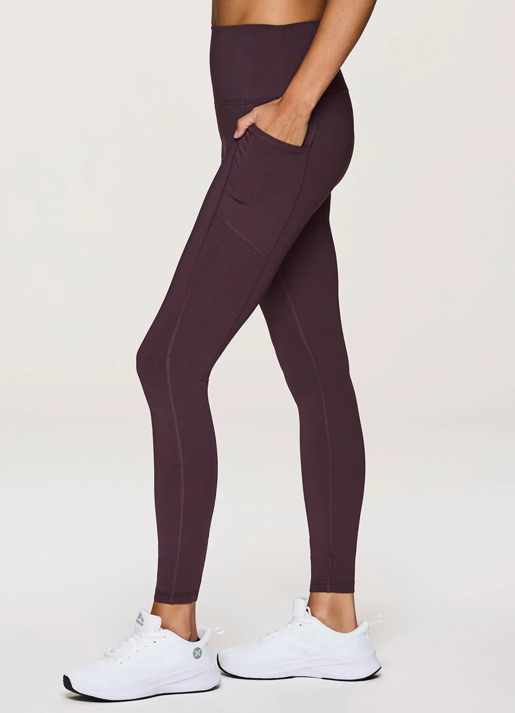 Tech Flex Ultra Hold Legging - Image 30